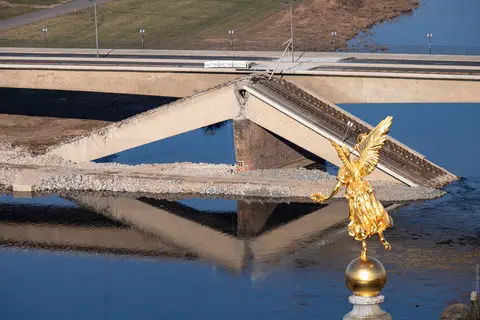 Carolabrücke Dresden