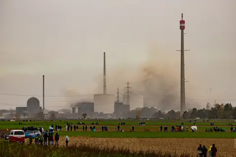 Nach der Sprengung – Staubwolke